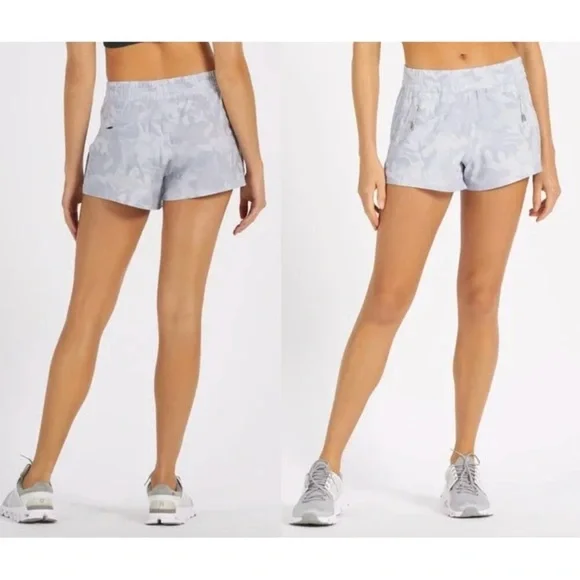 NWT 🏃‍♀️ Vuori | Dash Short - Pale Grey Camo - Picture 4 of 8